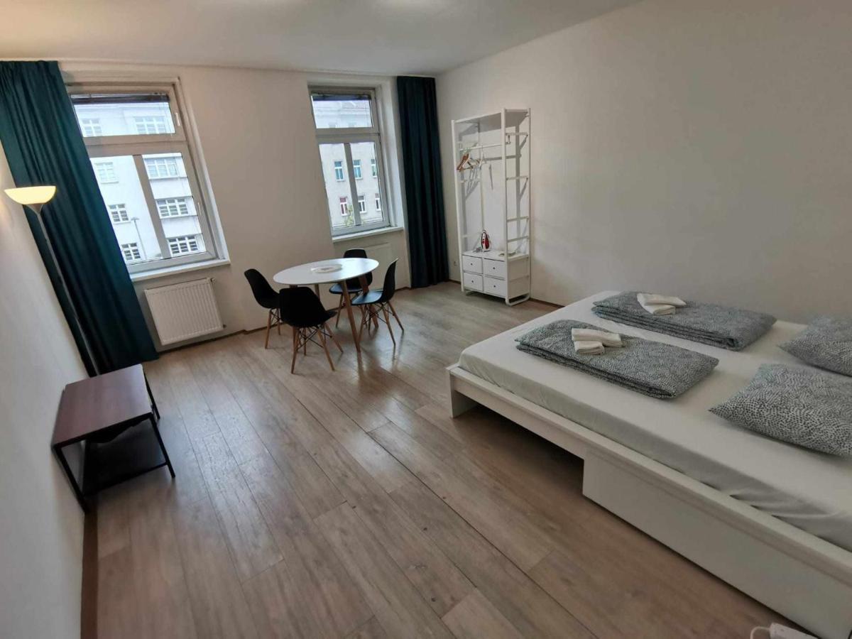 Central Apartment Metro 1 Min. Viyana Dış mekan fotoğraf